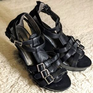 Express Women's Black Wedge Sandals - Strappy 6.5 Like New